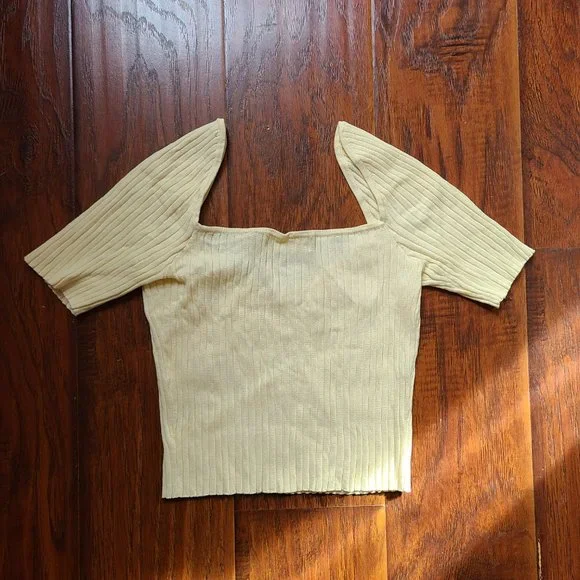 4th & Reckless Aubrey Knitted Crop Top Cream - Picture 7 of 7